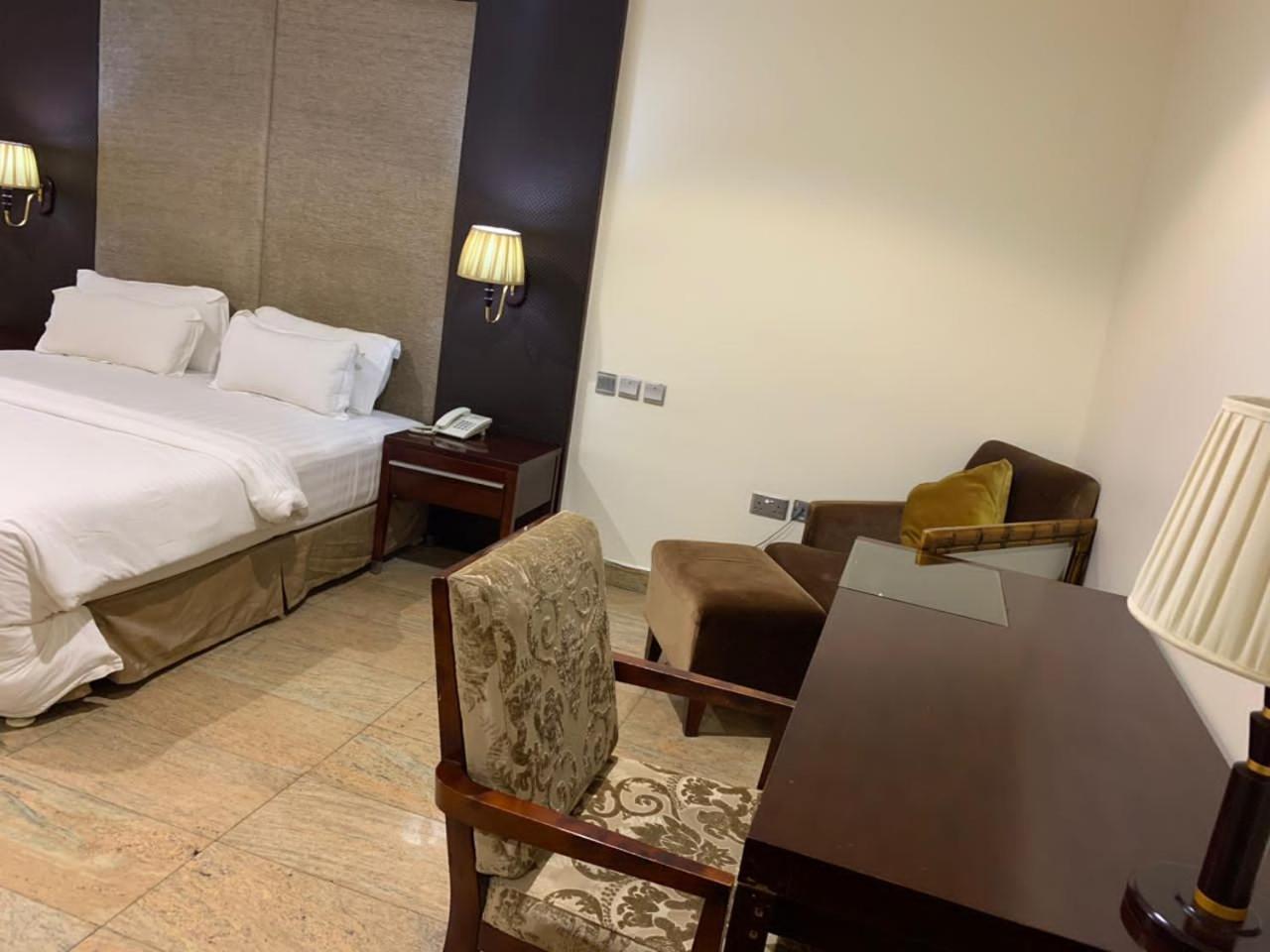 Ofas Chelsea Hotel Abuja Exterior photo